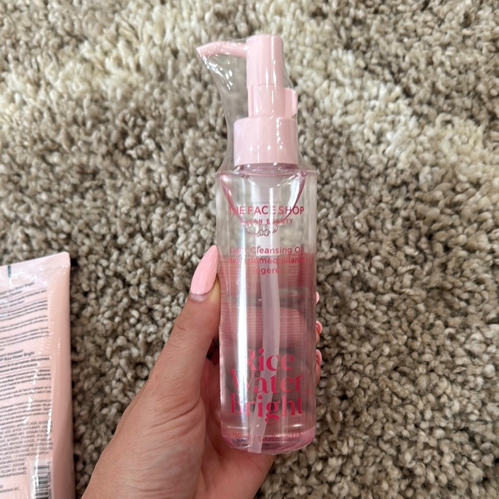 *NEW* The Face Shop Rice Water Bright Set - Picture 5 of 8